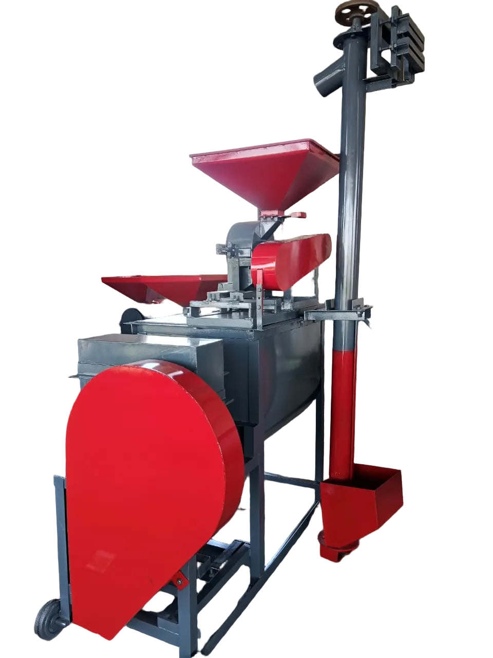 Automatic poultry feed plant